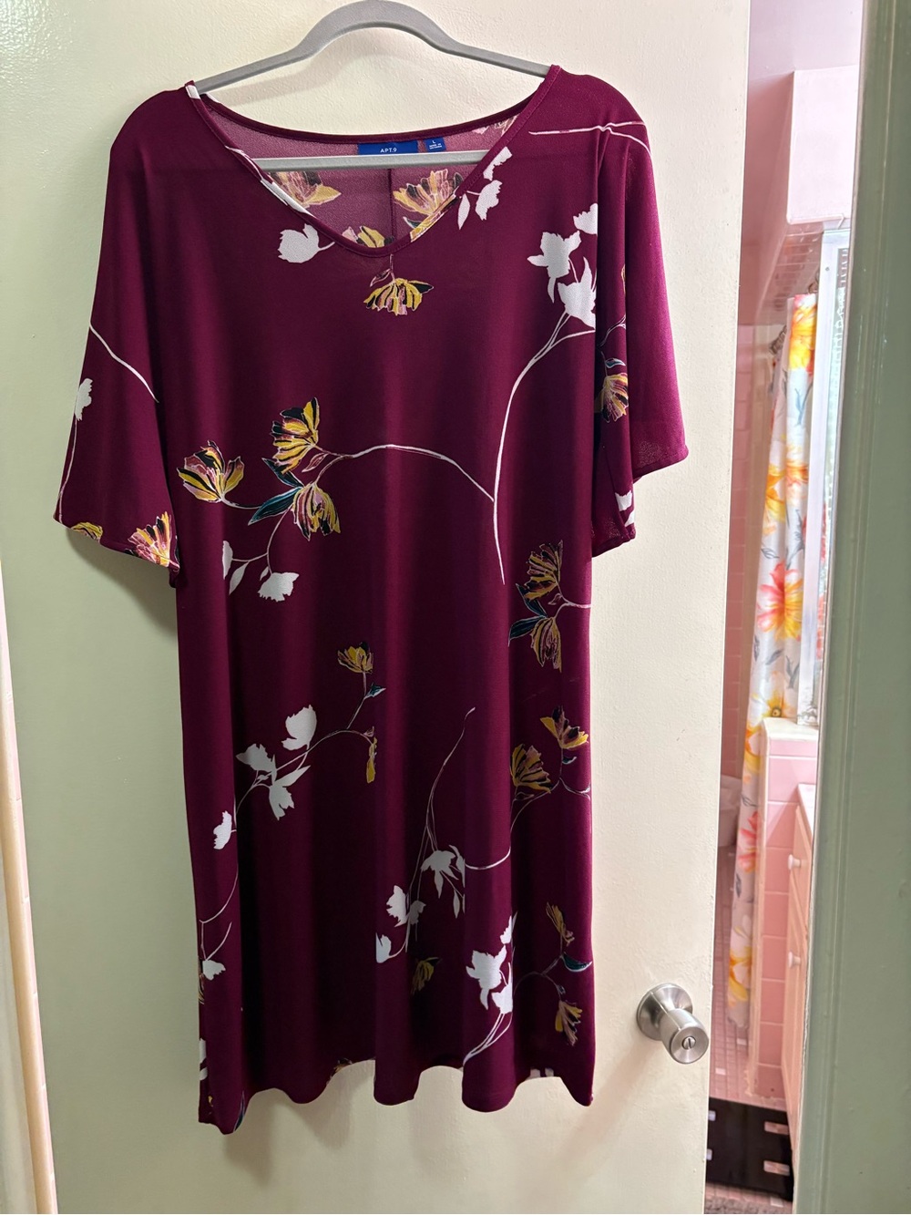 Apt. 9 Burgundy Floral V‑Neck Midi Dress